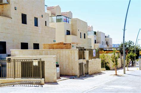 hotels in beit shemesh israel